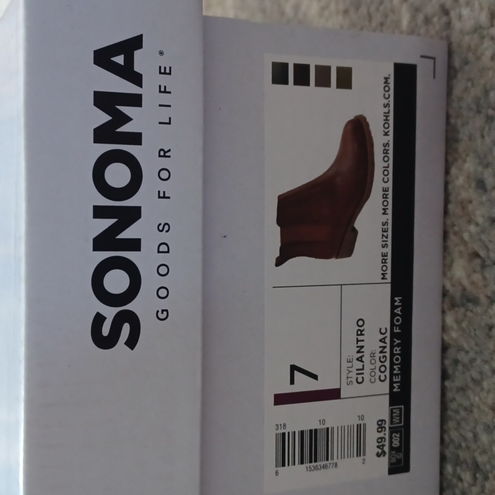 Sonoma NEW IN BOX, NEVER WORN, boots